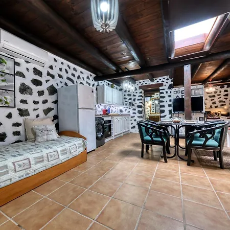 Апартаменты Casa El Islote - By Lanzarote